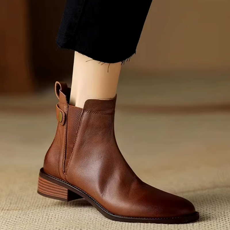 Bota Femenina de Cuero Begonha